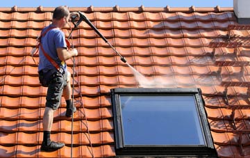 roof cleaning Brynderwen, Powys